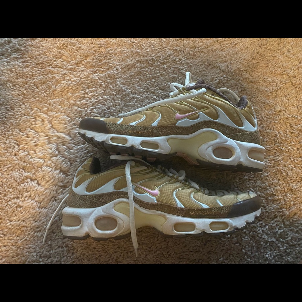 Air Max Nike size 6